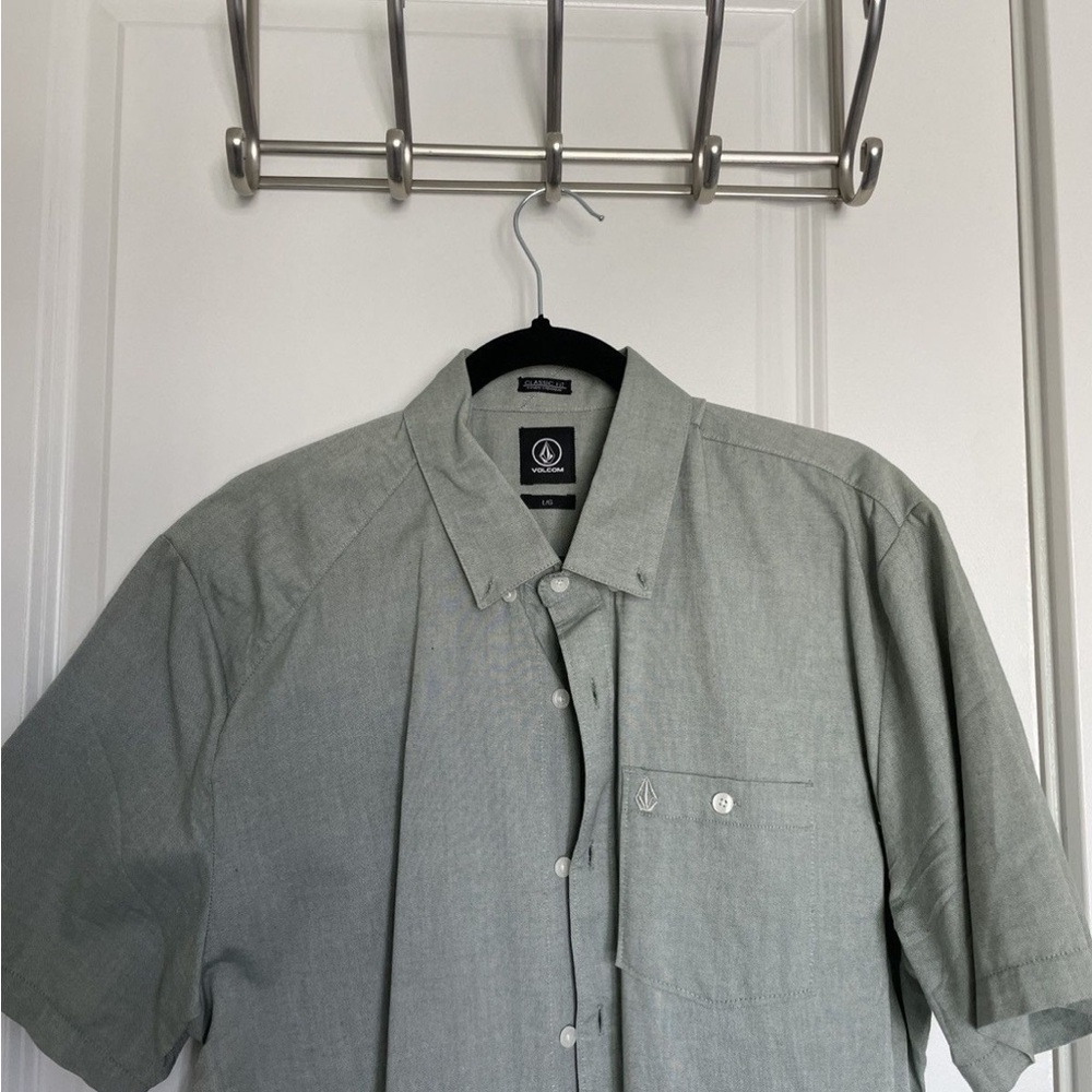 Volcom Men's Green Short Sleeve Button Down Shirt Sz L